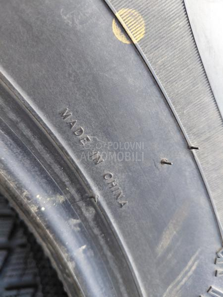 Kenda 215/75 R15 Zimska