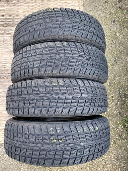 Kenda 215/75 R15 Zimska