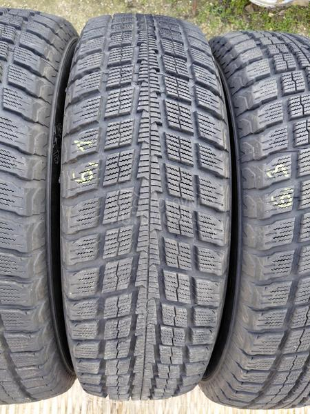 Kenda 215/75 R15 Zimska