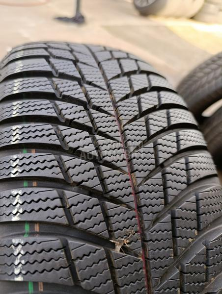 Bridgestone 195/55 R16 Zimska