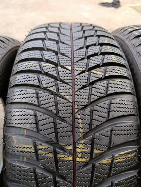 Bridgestone 195/55 R16 Zimska