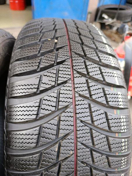 Bridgestone 195/55 R16 Zimska