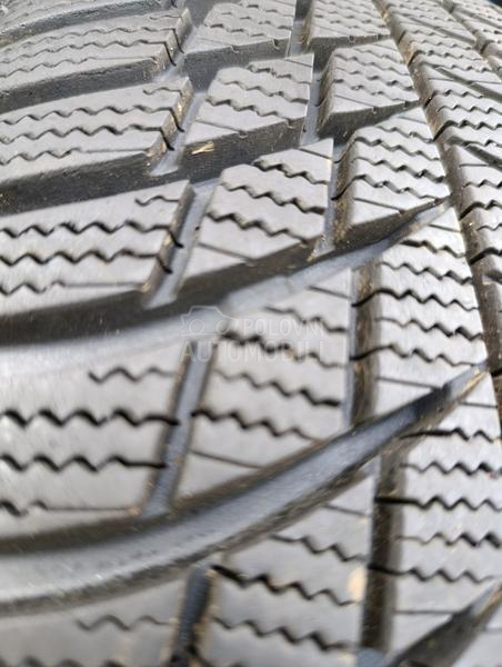 Bridgestone 195/55 R16 Zimska