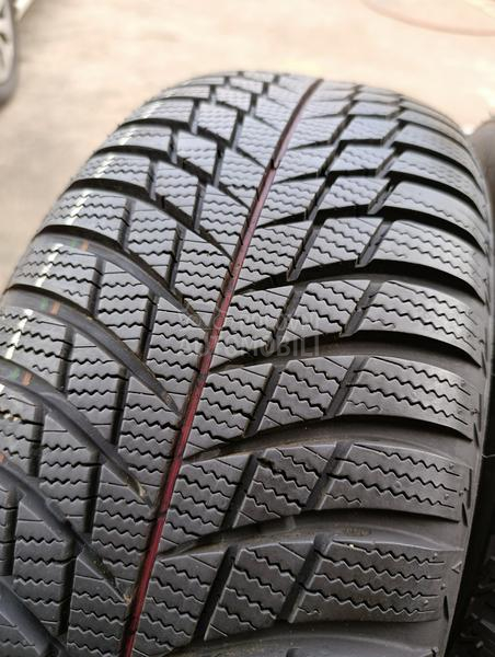 Bridgestone 195/55 R16 Zimska