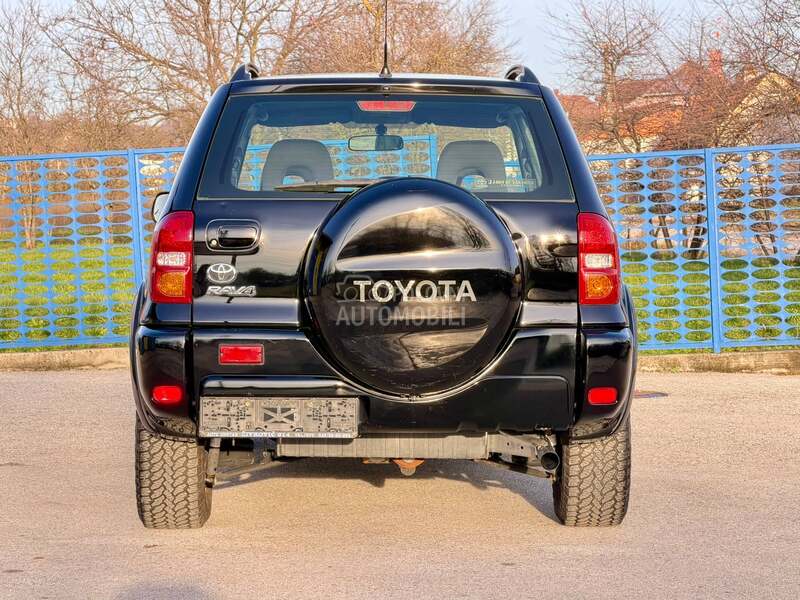 Toyota RAV 4 2.0D-4D/ODLIČNA