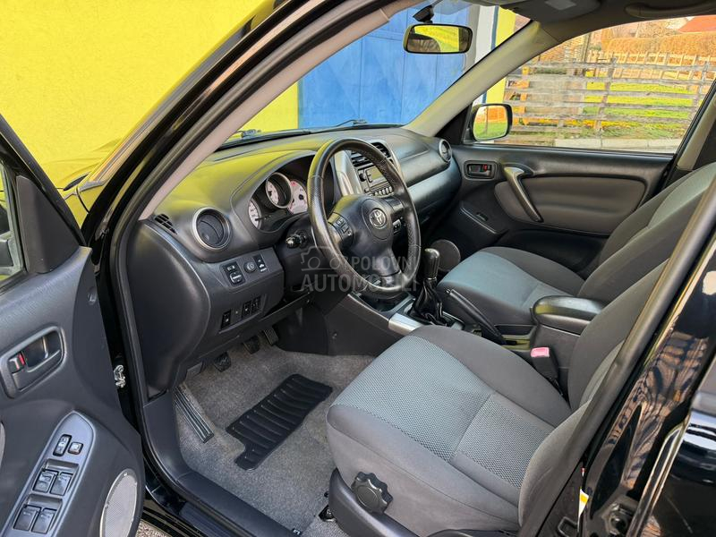 Toyota RAV 4 2.0D-4D/ODLIČNA