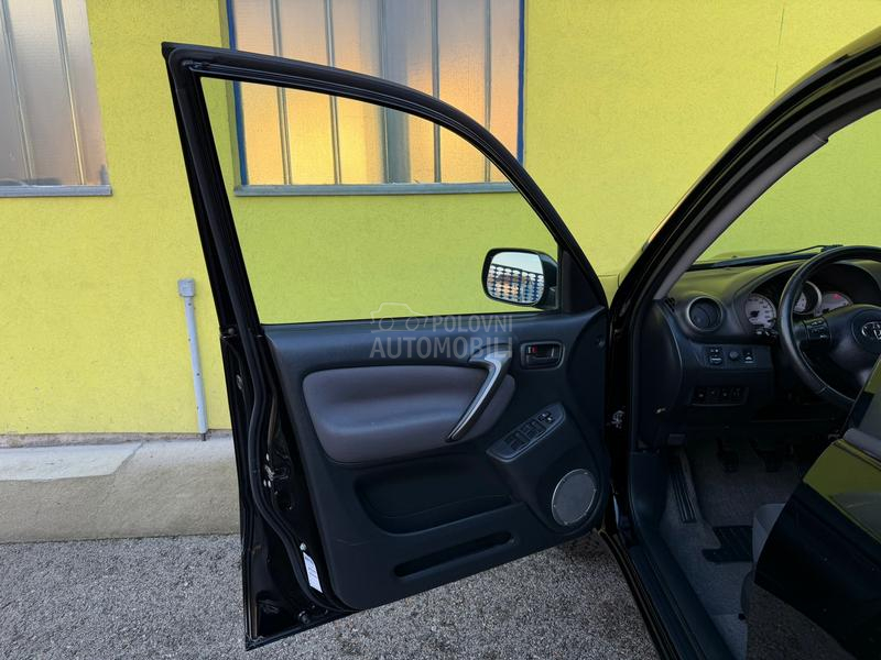 Toyota RAV 4 2.0D-4D/ODLIČNA