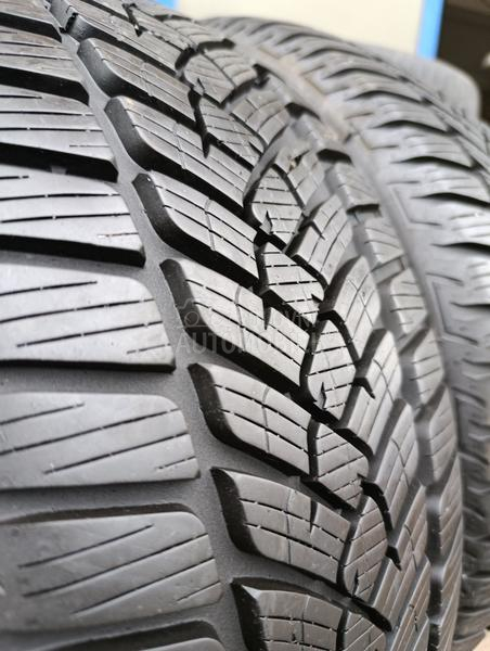 Fulda 215/55 R17 Zimska