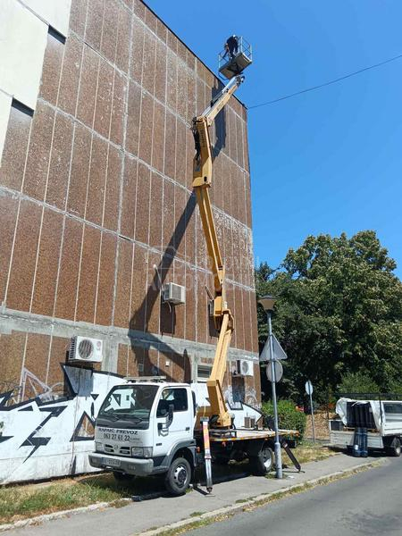 Nissan Cabstar 35.13 21m