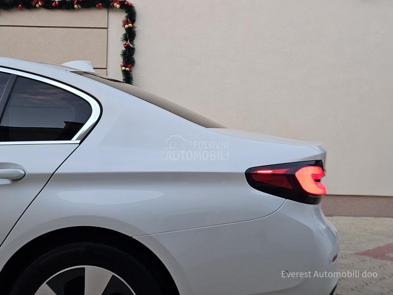 BMW 520 XDrive/Perla/Luxury