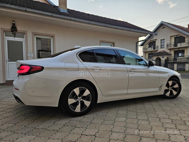 BMW 520 XDrive/Perla/Luxury