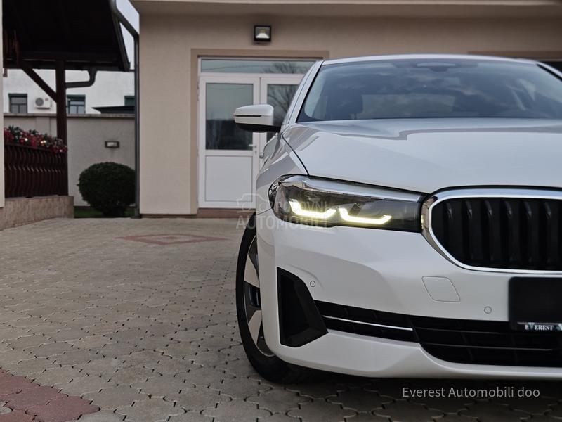 BMW 520 XDrive/Perla/Luxury