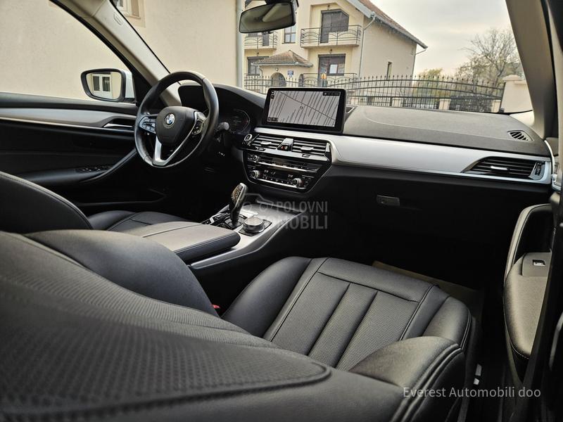 BMW 520 XDrive/Perla/Luxury