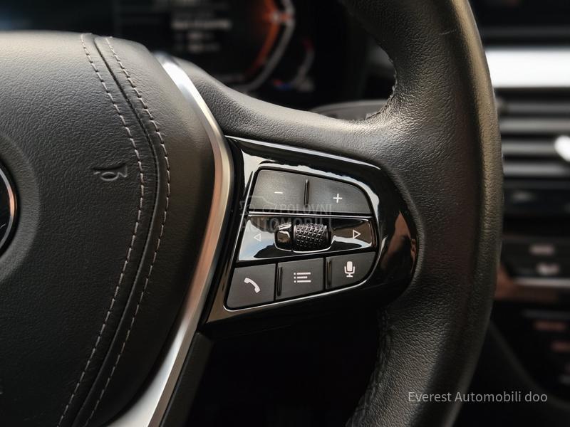 BMW 520 XDrive/Perla/Luxury