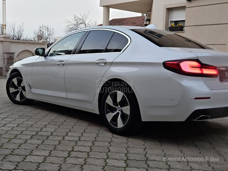 BMW 520 XDrive/Perla/Luxury