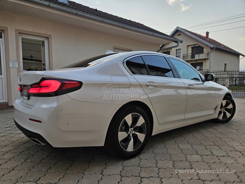 BMW 520 XDrive/Perla/Luxury