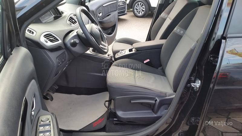 Renault Scenic 1.5DCI RESTY/NAV/LED