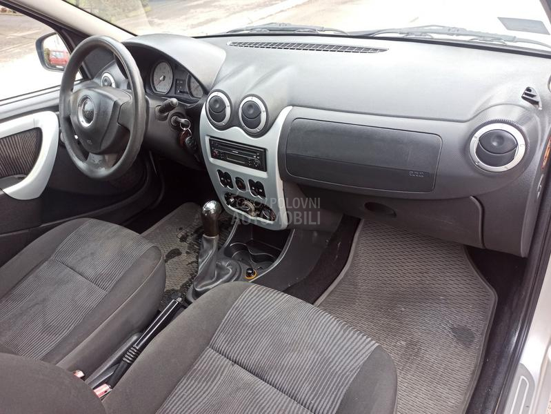 Dacia Logan 1.6 PLlN/REG 1 G0D