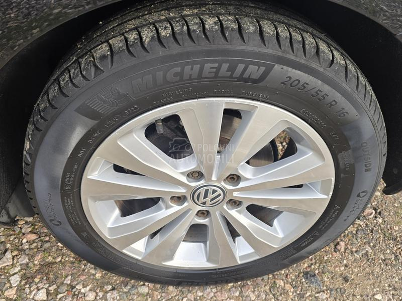 Volkswagen Golf 7 1.6 tdi dsg SERVIS