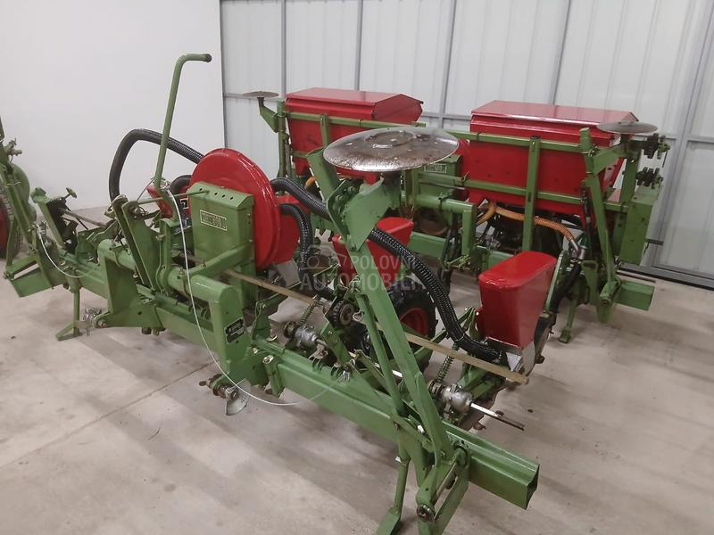 Nodet Pneumassem Više komada široka creva