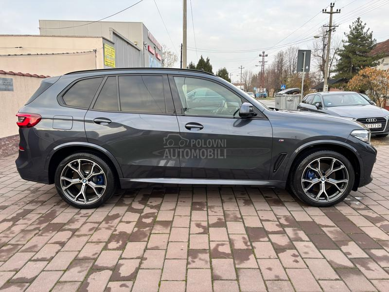 BMW X5 30d 286k M HYB PANO