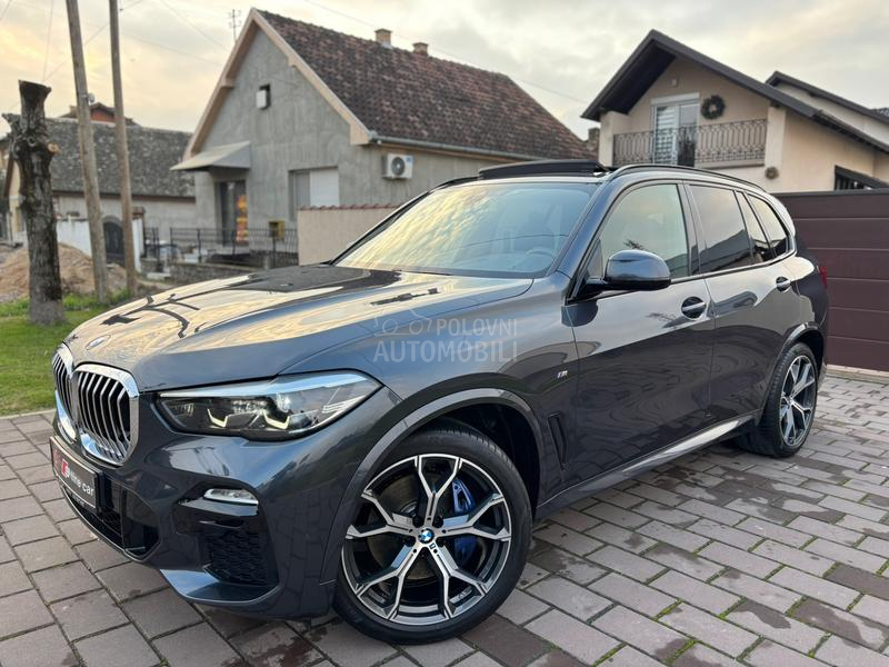BMW X5 30d 286k M HYB PANO