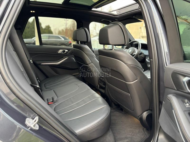 BMW X5 30d 286k M HYB PANO