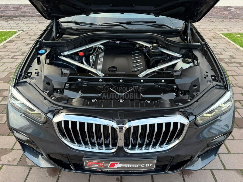 BMW X5 30d 286k M HYB PANO
