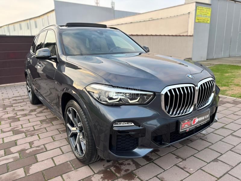 BMW X5 30d 286k M HYB PANO