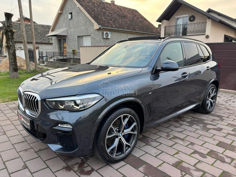 BMW X5 30d 286k M HYB PANO