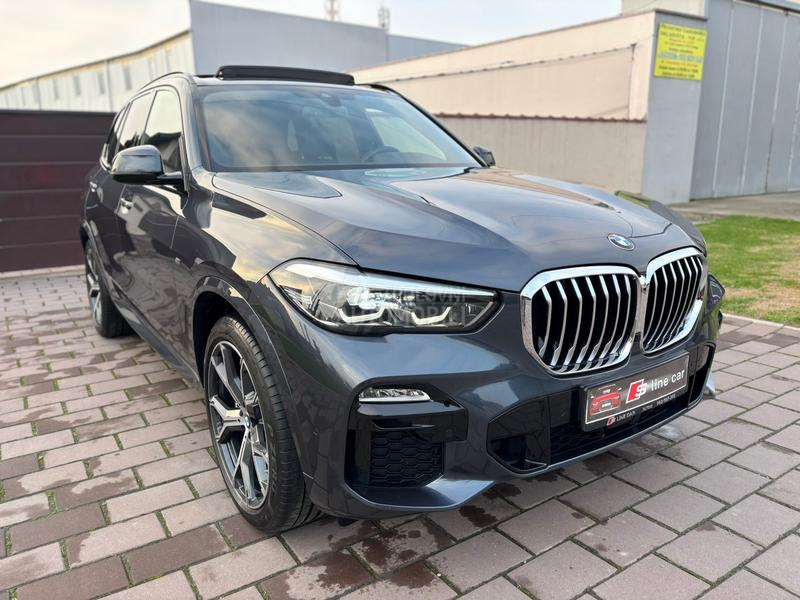 BMW X5 30d 286k M HYB PANO