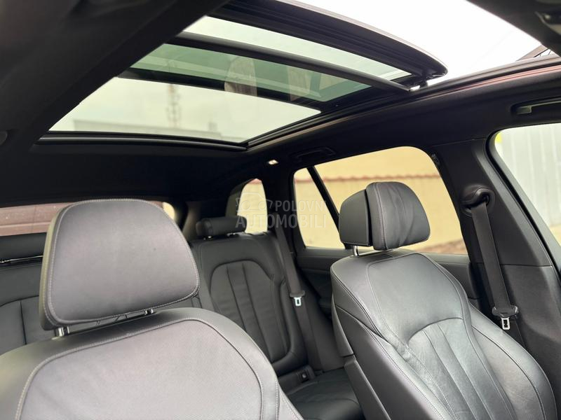 BMW X5 30d 286k M HYB PANO