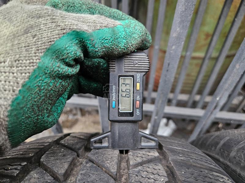 Continental 235/55 R17 Sve sezone