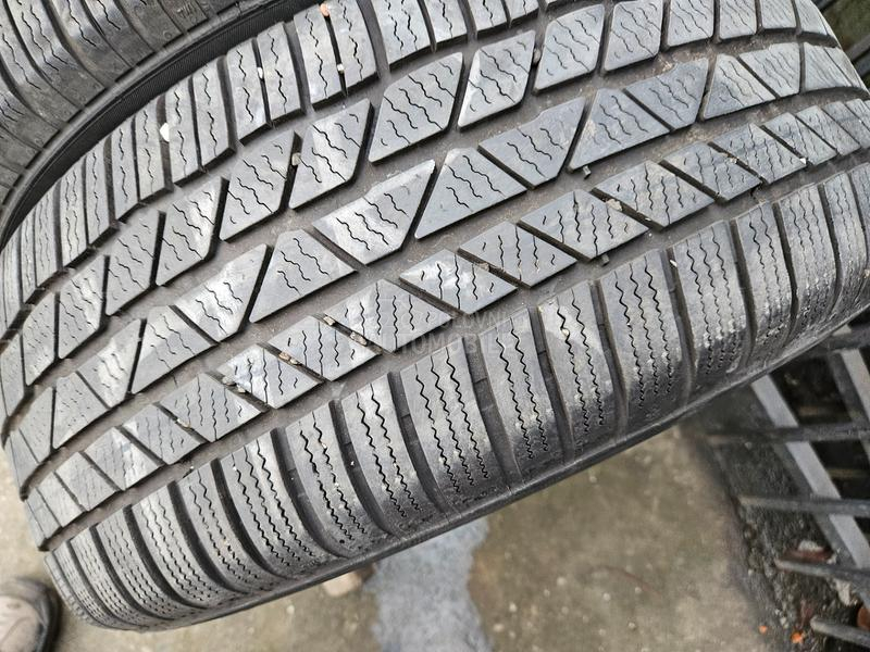Continental 235/55 R17 Sve sezone
