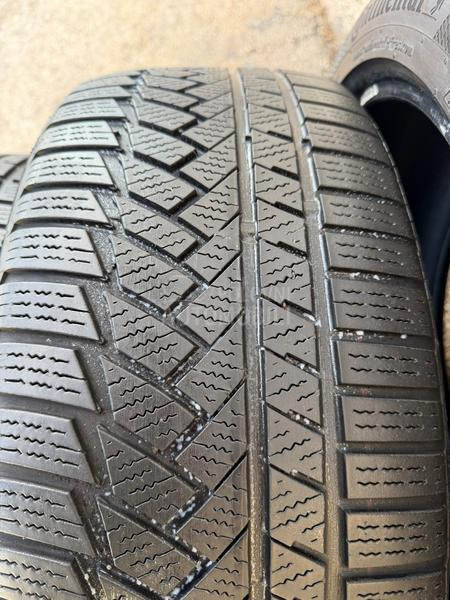 Continental 225/45 R18 Zimska