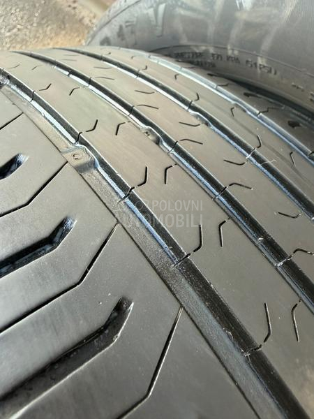 Continental 215/55 R17 Letnja