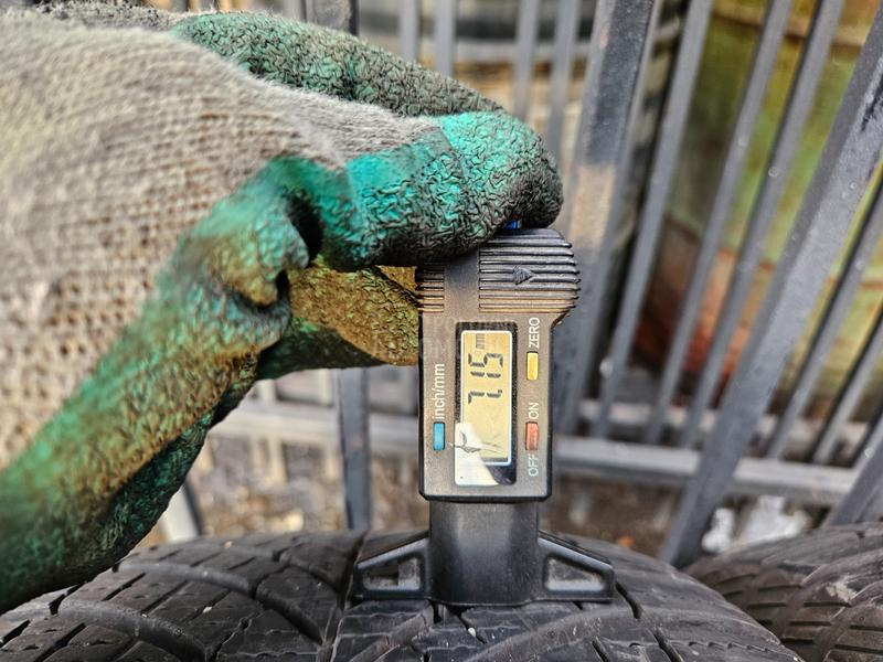 Goodyear 235/55 R17 Sve sezone