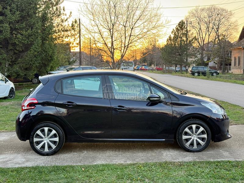 Peugeot 208 1.4 HDI AUTO.MATIK