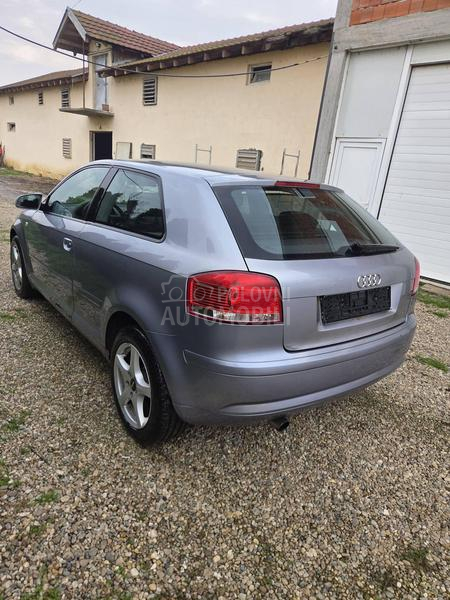 Delovi za Audi A3 1.6B 2004. god.