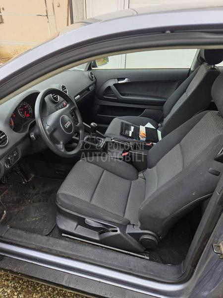 Delovi za Audi A3 1.6B 2004. god.