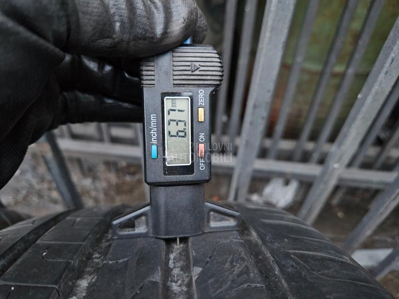 Pirelli 215/45 R18 Letnja