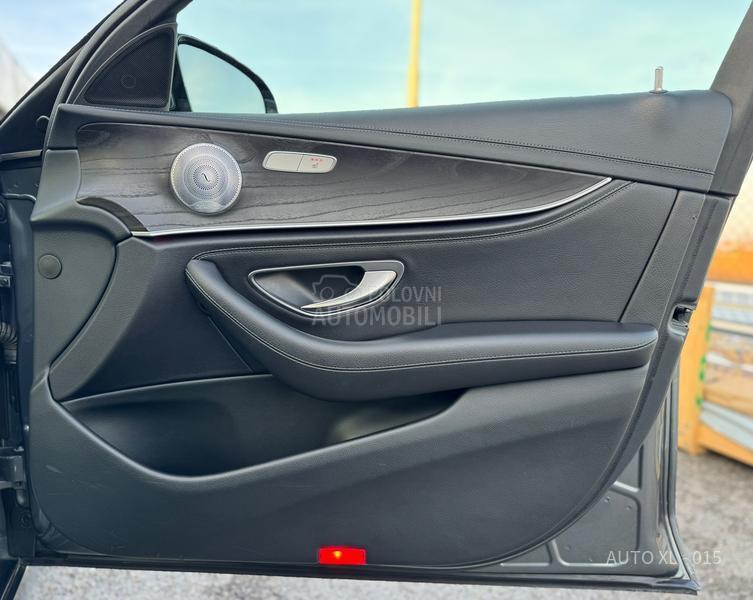 Mercedes Benz E 220 CDI / AMG / PANO