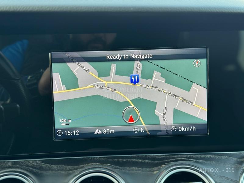 Mercedes Benz E 220 CDI / AMG / PANO