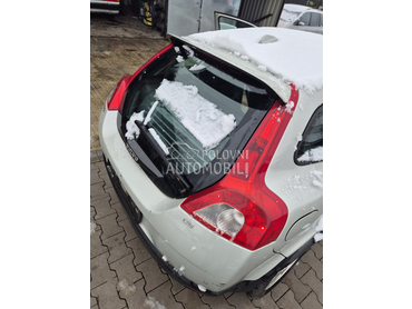 Volvo C30 1.6hdi 2008. god. -  kompletan auto u delovima