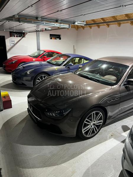 Maserati Ghibli 