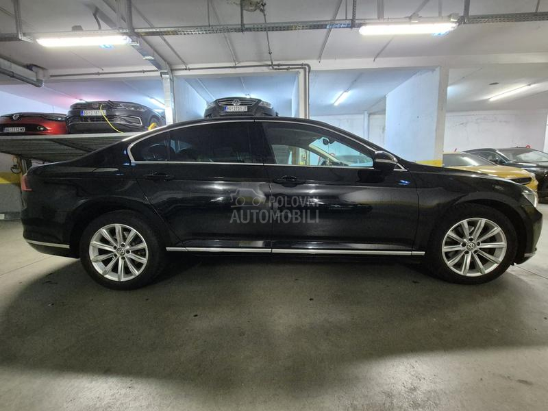 Volkswagen Passat B8 Koza,sam parkira