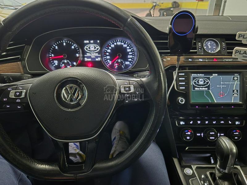 Volkswagen Passat B8 Koza,sam parkira