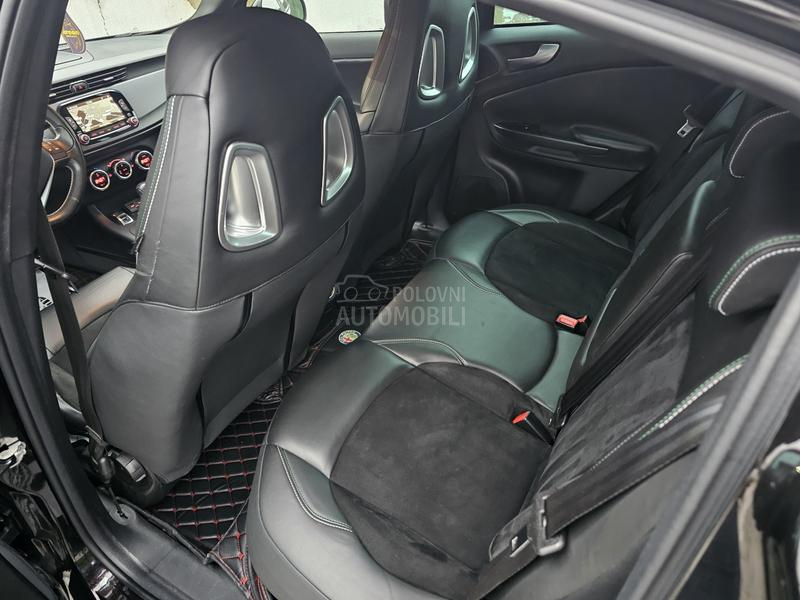 Alfa Romeo Giulietta 1750 tbi TCT