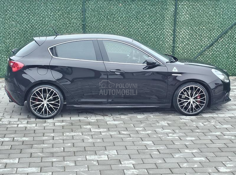 Alfa Romeo Giulietta 1750 tbi TCT