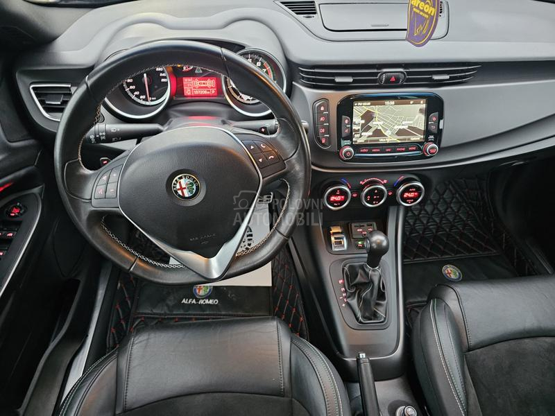 Alfa Romeo Giulietta 1750 tbi TCT